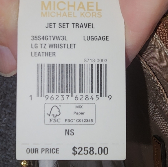 Michael KORS Jet Set Travel‎ Tan/brown Wristlet - Picture 9 of 11